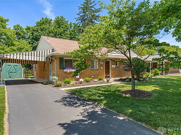 2nd image of 639 Brookfield Rd