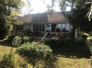 4793 Edgewater Beach Rd, Green Bay, WI 54311