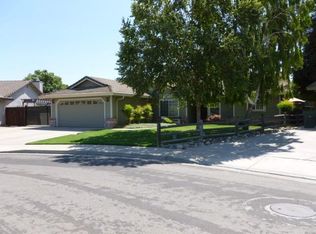 8564 Peacock Way, Hilmar, CA 95324