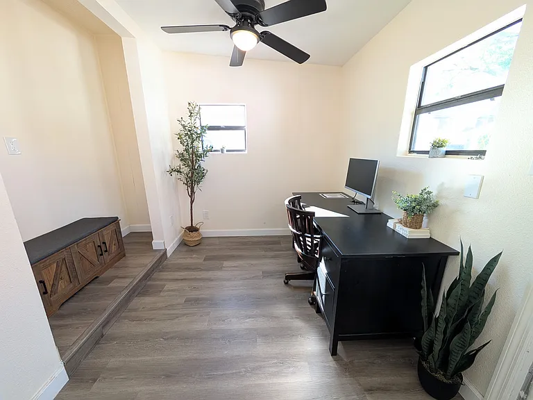 205 W Alfred St — Photo 13