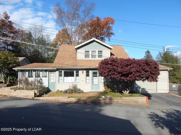 15 Pearl St, Hunlock Creek, PA 18621