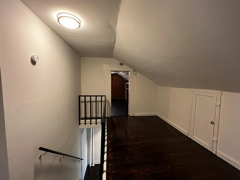 2034 Nashville Ct #B — Photo 9