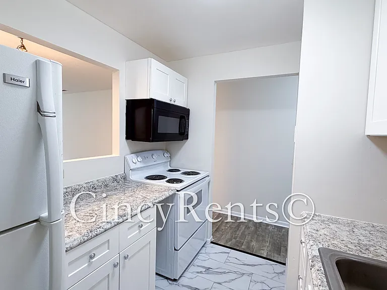 521 Martin Luther King Dr W #A6 — Photo 6