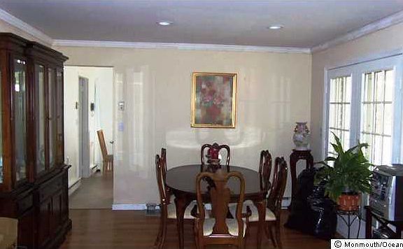 5th image of 557 Malvern Court #A