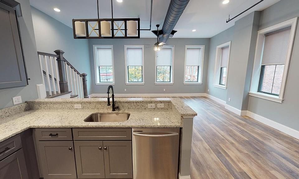 1st image of 122 Washington St #201