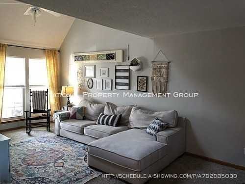 2nd image of 1817 Kingbird Ln