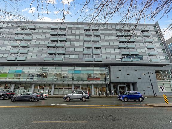 2nd image of 8080 Cambie Rd #823