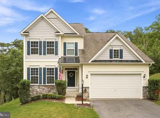 210 Woods Dr, Cross Junction, VA 22625