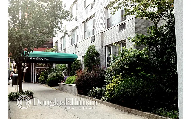 Sold by Douglas Elliman | media 13