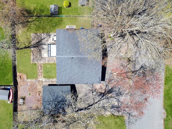 40 Pinedale Ave, Haverhill, MA 01830