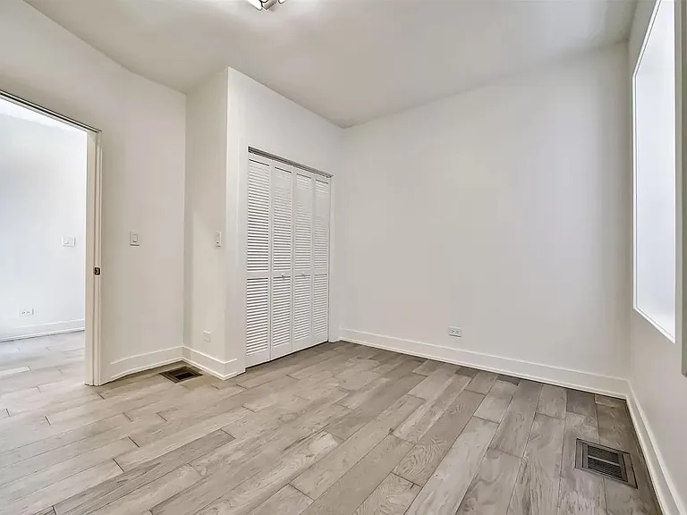 3351 W Crystal St #2 — Photo 11