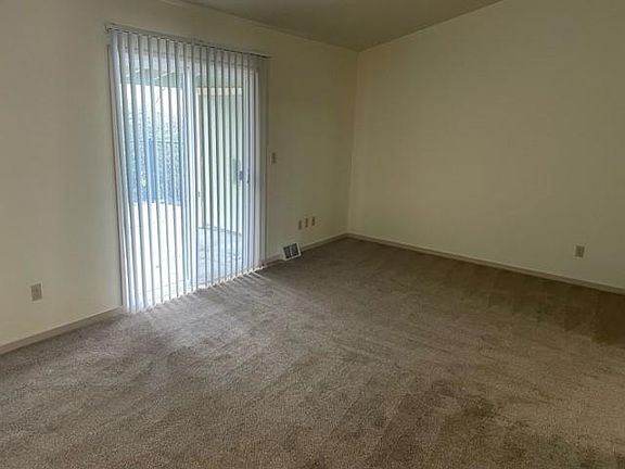 4th image of 2824 Forestberry Pl Unit 6