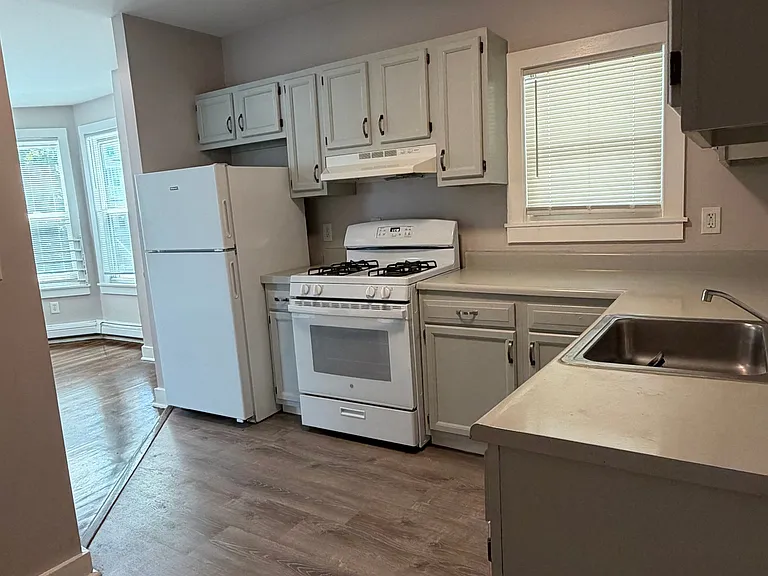 95 Willowwood St #3 — Photo 6