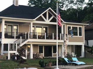 108 Ridge Ave, Pittsfield, MA 01201