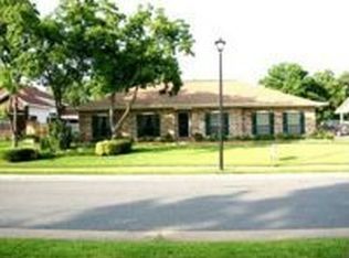 413 Maple Ridge Dr, Bossier City, LA 71111