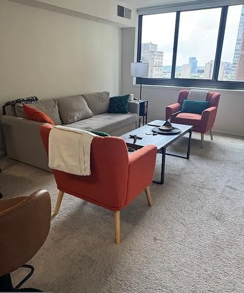1420 Locust St #15H — Photo 5