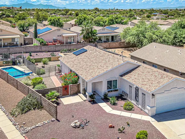 10186 E Rincon Shadows Dr, Tucson, AZ 85748