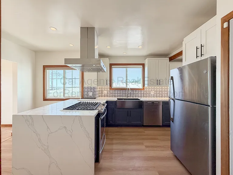 247 Cambridge Ave — Photo 4