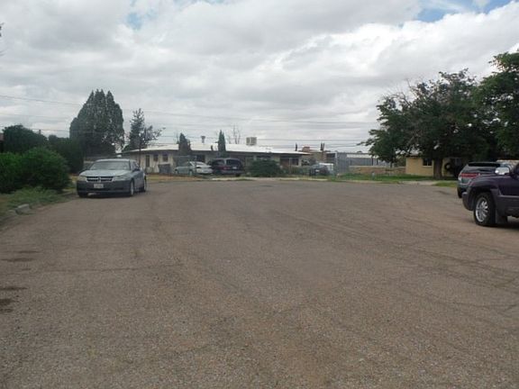 5th image of 4725 Guadalupe Dr