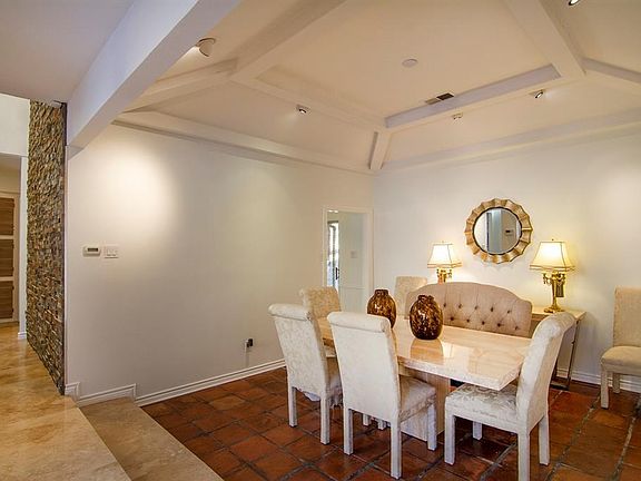 5th image of 6868 Meadowcreek Dr