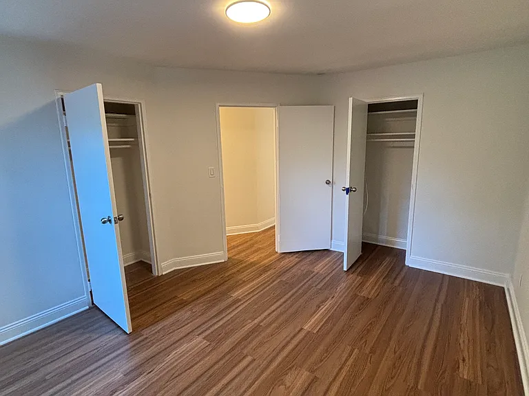5 Stanford Dr #2B — Photo 8