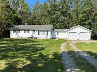 1340 Maynard Rd, Cheboygan, MI 49721