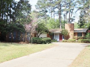 5345 Canton Heights Dr, Jackson, MS 39211