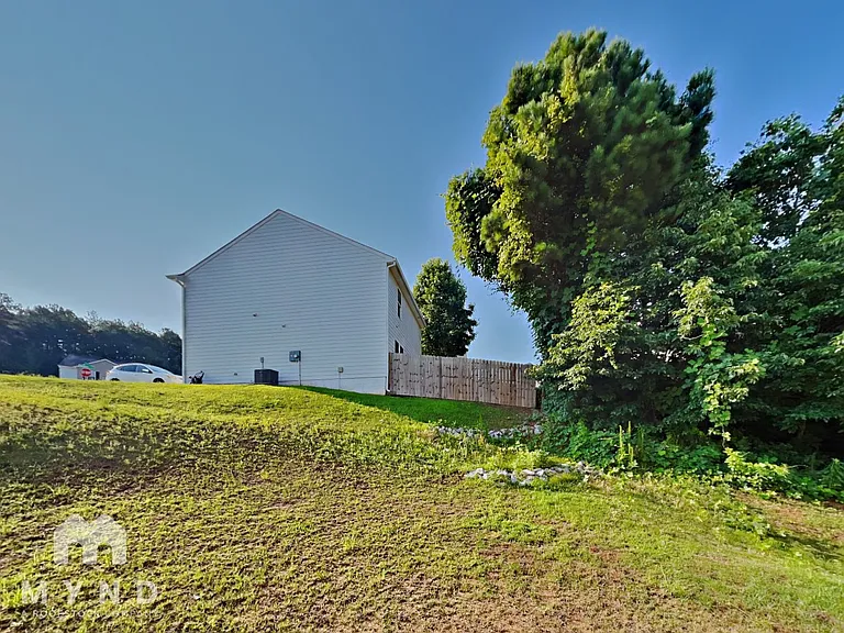 418 Jada Ln — Photo 22