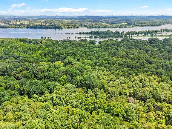 5th image of 23 Warren Ln