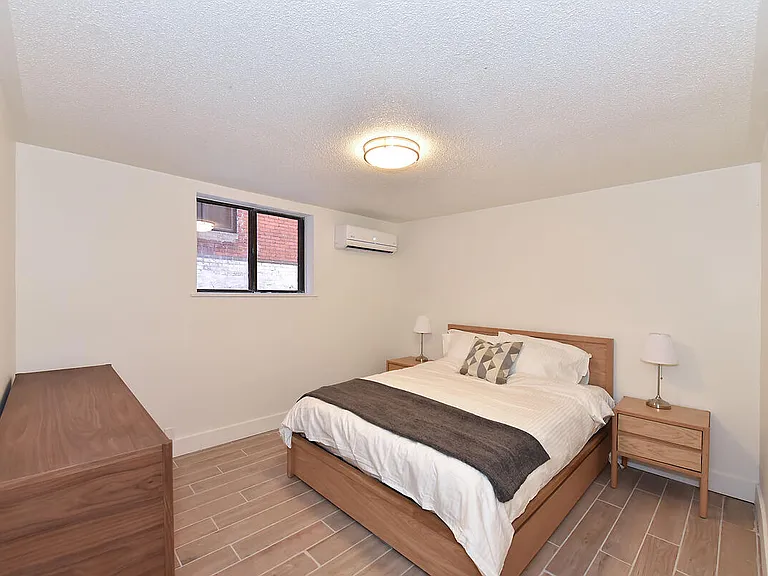 160 Dowling Ave #101 — Photo 10