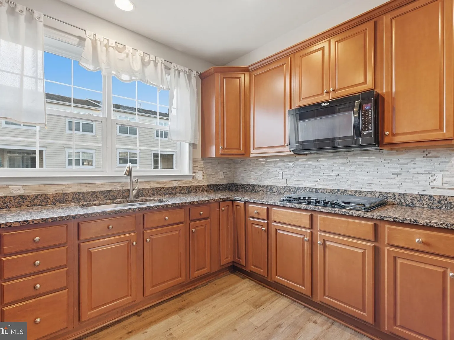 Residences At Brambleton 2 — Photo 4