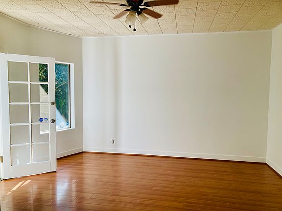 4th image of 1239 24th St #1/2