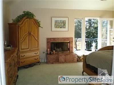 3rd image of 473 Aliso St