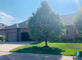 5819 Nature Run Pl, Sioux Falls, SD 57108