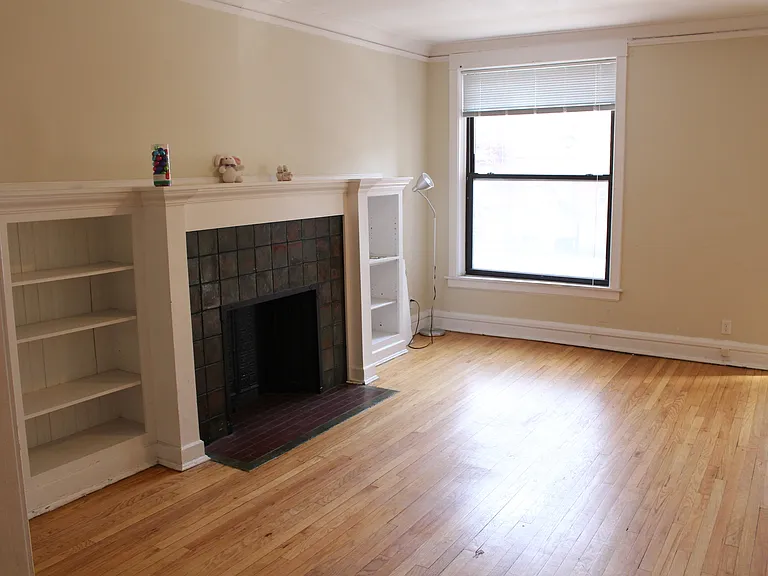 5436-38 S Harper Ave — Photo 3