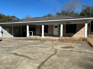 2133 Fig Farm Rd, Lucedale, MS 39452