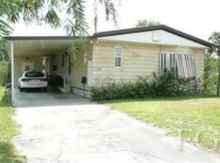 1158 Dolphin Ln, Moore Haven, FL 33471