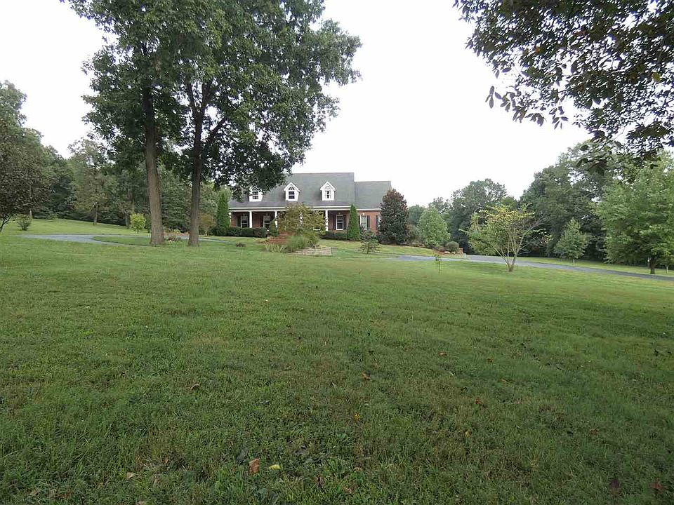 1st image of 240 Lindsay Ln