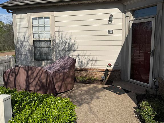 2nd image of 8948 Oak Branch Ln