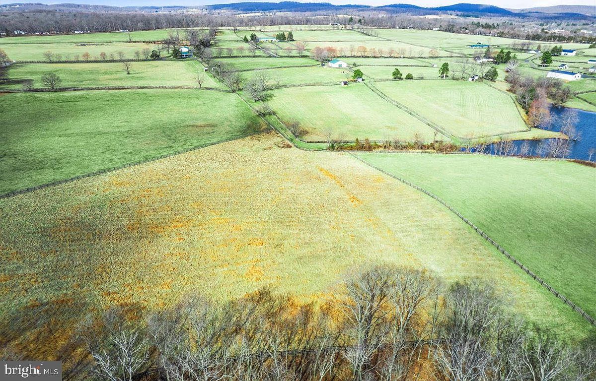 8772 Buckland Mill Rd, Gainesville, VA 20155 Zillow