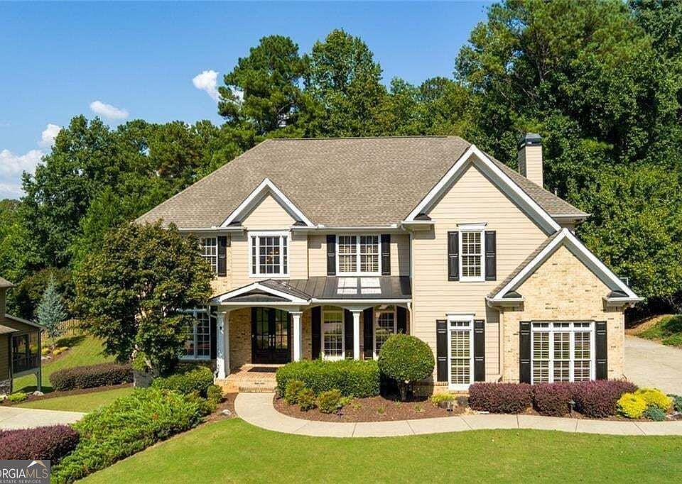 1st image of 211 Cedar Woods Way