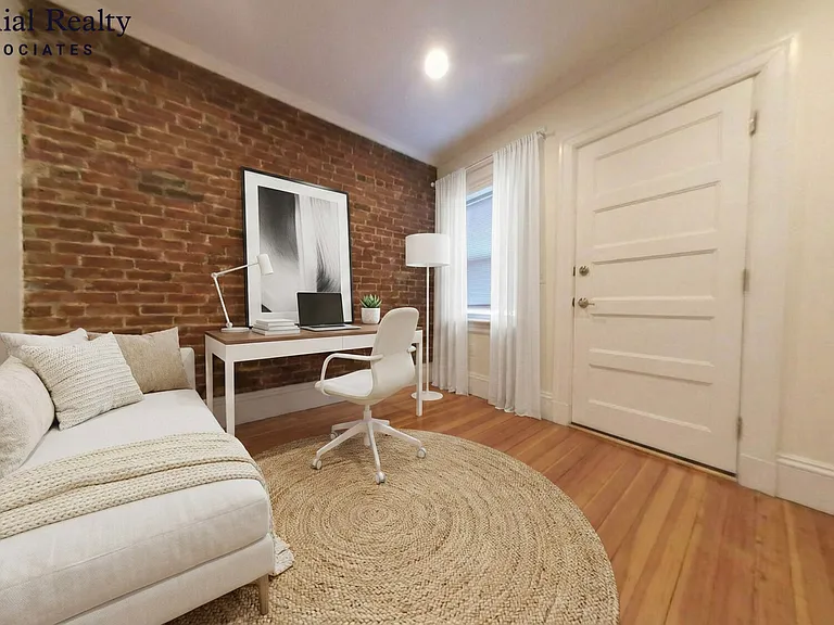 1614 Beacon St #3 — Photo 14