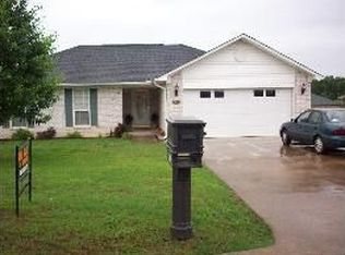 707 Appletree Ln, Clarksville, AR 72830