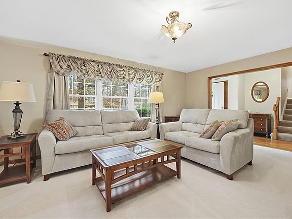 5th image of 138 Milstead Rd