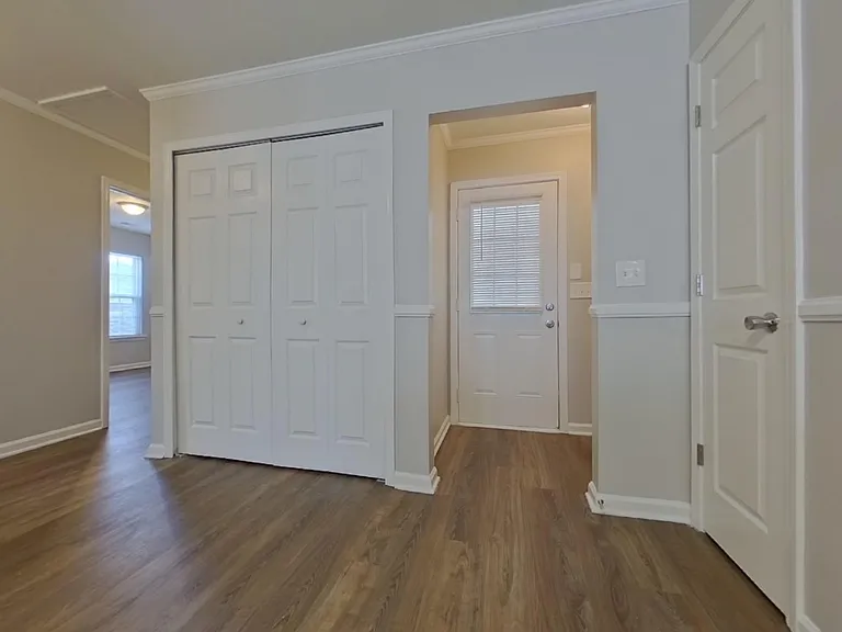 180-180 Riglaw Cir — Photo 5