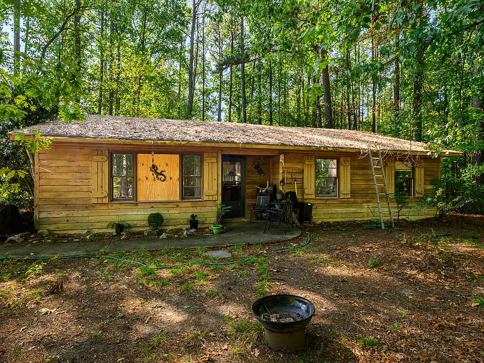 1st image of 8812 New Hope Farm Rd