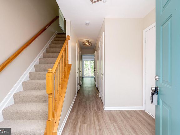 5th image of 700 Pine Valley Ct