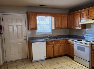 49 Pierce Rd APT 5, Albertville, AL 35951