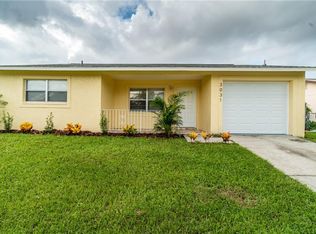 3031 Muir St, Holiday, FL 34691