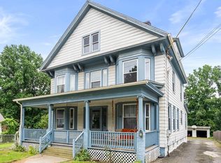 15 E Main St, Huntington, MA 01050